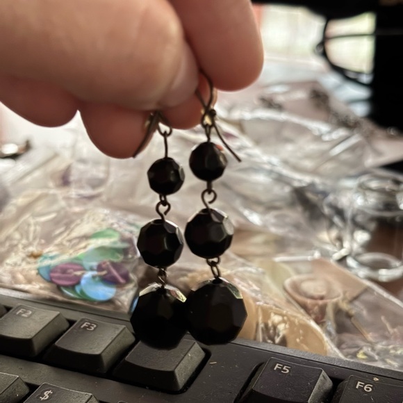 Black Faceted Drop Earrings - Women Jewelry - Picture 3 of 3